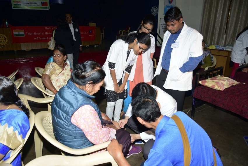 Community wellness camp